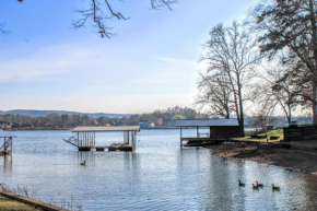 The Happy Place at Lake Hamilton